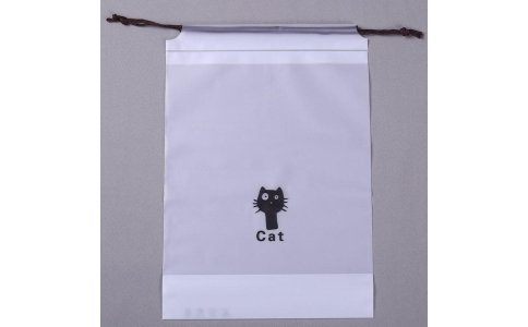 磨砂(sha)塑料抽(chou)繩包裝(zhuang)袋